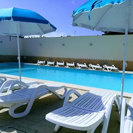 Πανσιόν Garden Capua